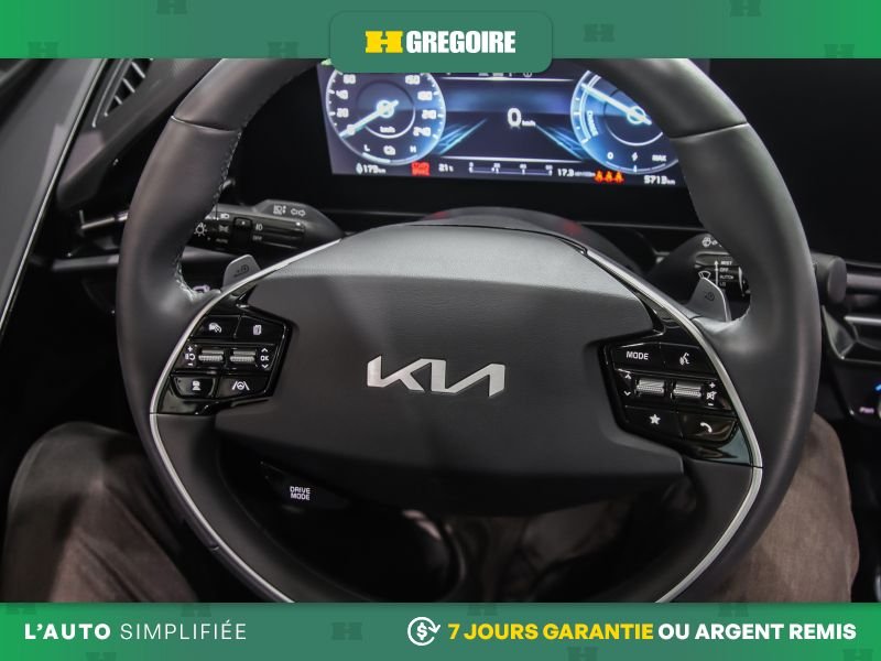 2024 Kia Niro Black Blainville - photo #43