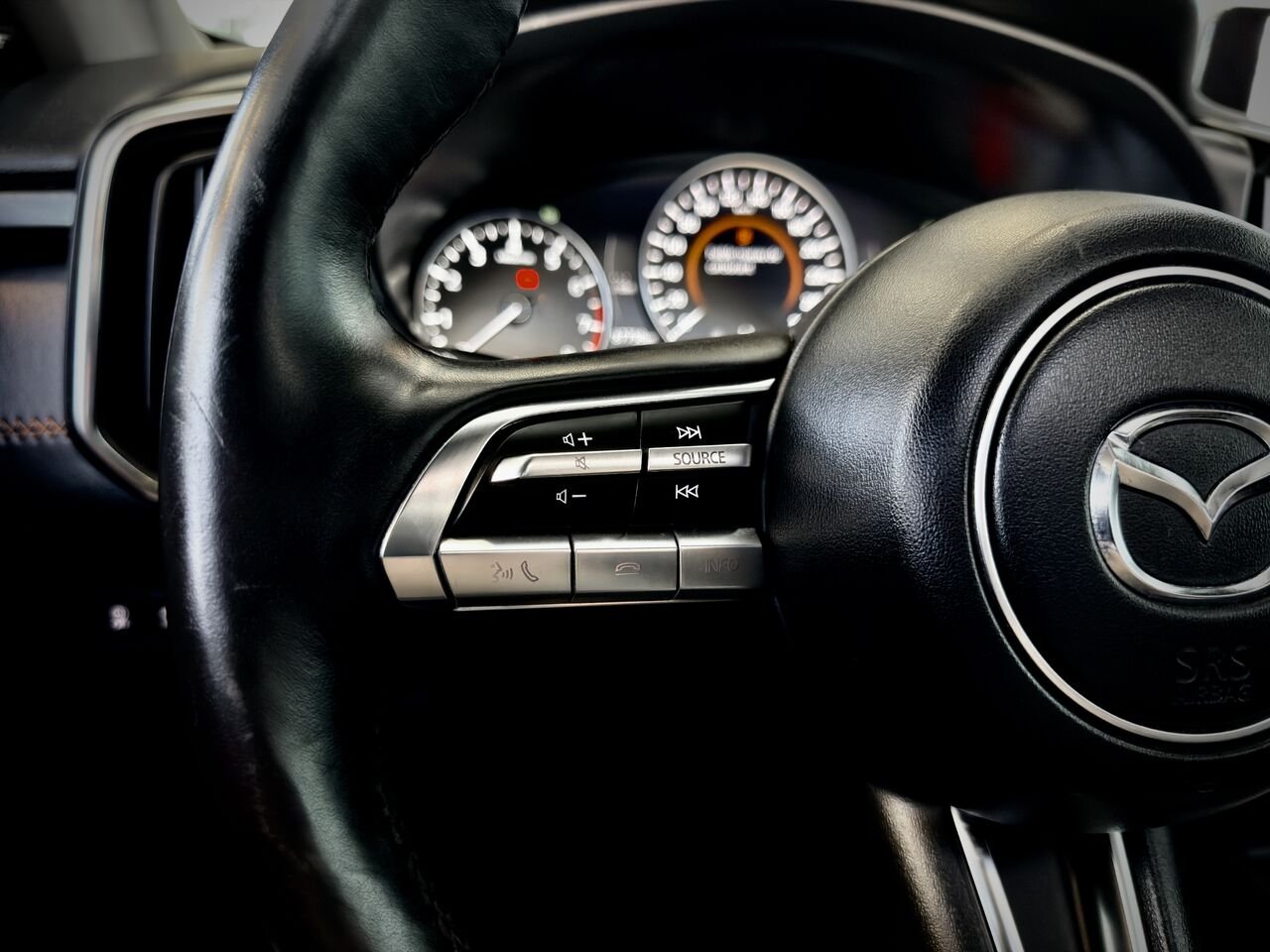 2023 Mazda CX-50 Black Notre-Dame-des-Prairies - photo #25