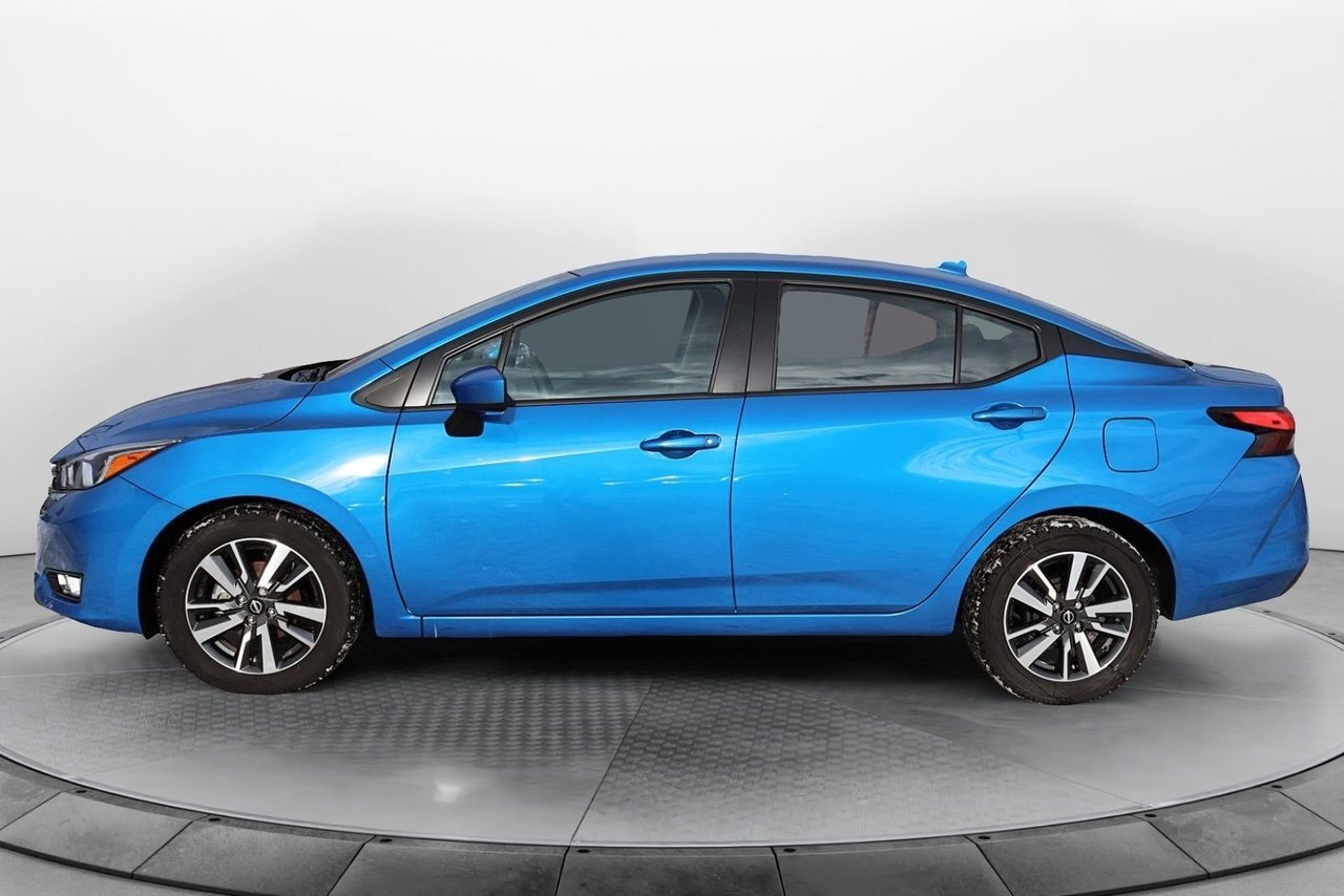 Nissan Versa SV 2024 Bleu Baie-Comeau - photo #3