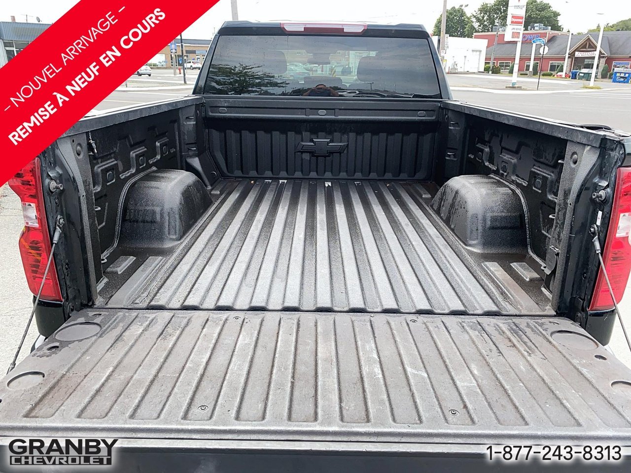 Chevrolet Silverado 1500 Custom Trail Boss crewcab boite 6.6 | 26-0908A 2024 Noir Granby - photo #5