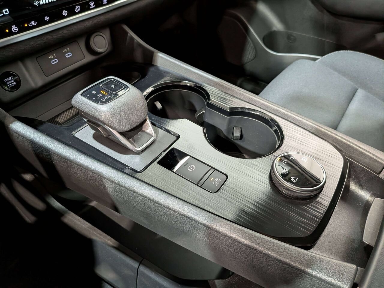 2024 Nissan Rogue AWD S Grey Val-David - photo #28