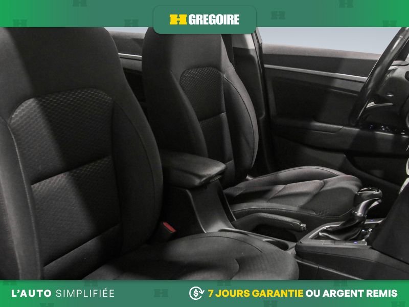 Hyundai Elantra 822787 | Preferred AUTO A/C NAV GR ELECT MAGS CAM RECUL BLU 2019 Gris Laval - photo #28