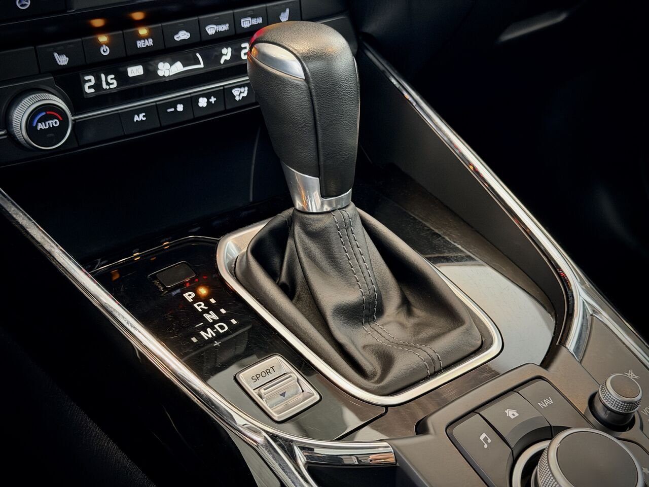 2021 Mazda CX-9 White Notre-Dame-des-Prairies - photo #32
