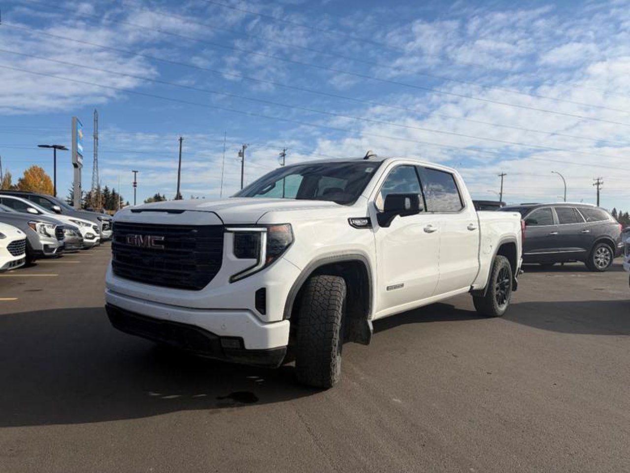2024 GMC Sierra 1500 4WD Crew Cab 147 Elevation White Sherwood Park - photo #2