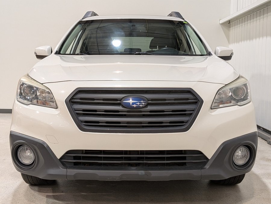 Subaru Outback 5dr Wgn CVT 2.5i Limited w/Tech Pkg 2017 Blanc