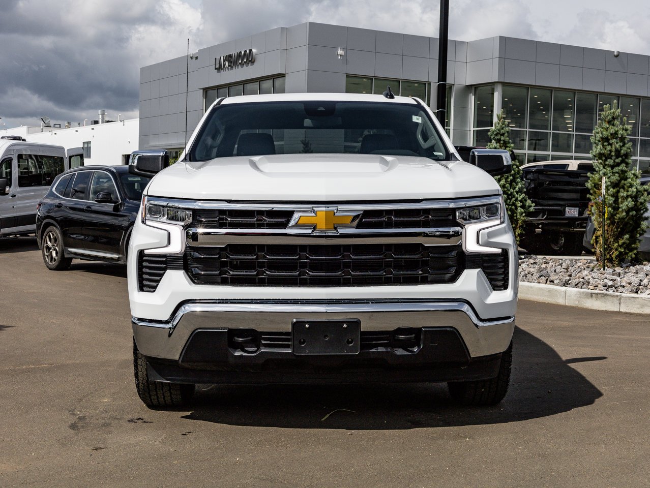 2026 Chevrolet Silverado 1500 4WD Crew Cab 147 LT White Sherwood Park - photo #2