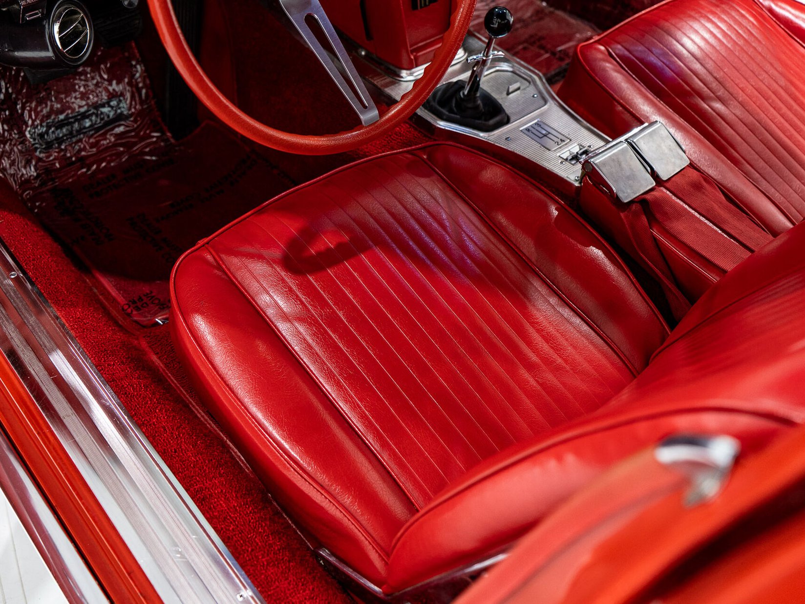 Chevrolet Corvette Split window matching# 327 Factory A/C | PRICE IN USD 1963 Rouge Montréal - photo #64