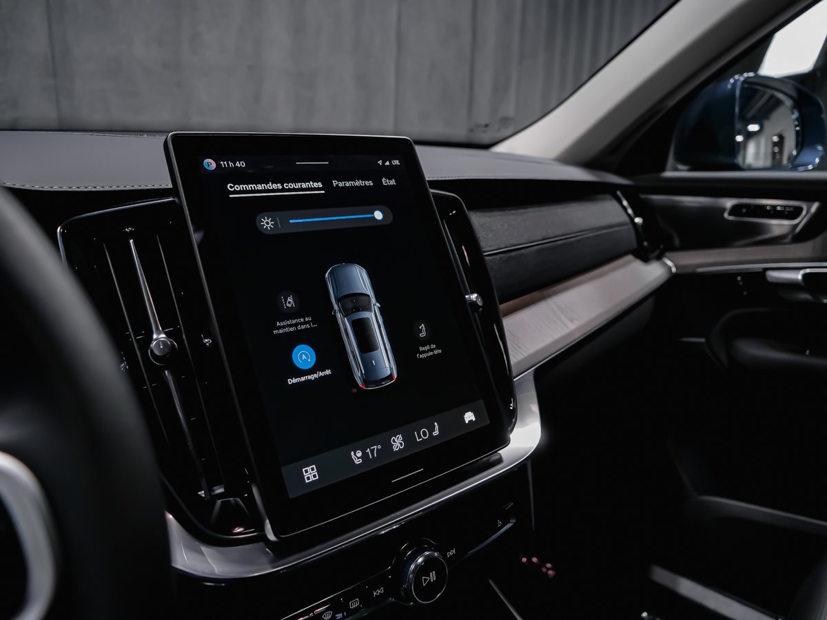 2026 Volvo XC90 B6 ULTRA BRIGHT Blue Montreal - photo #11