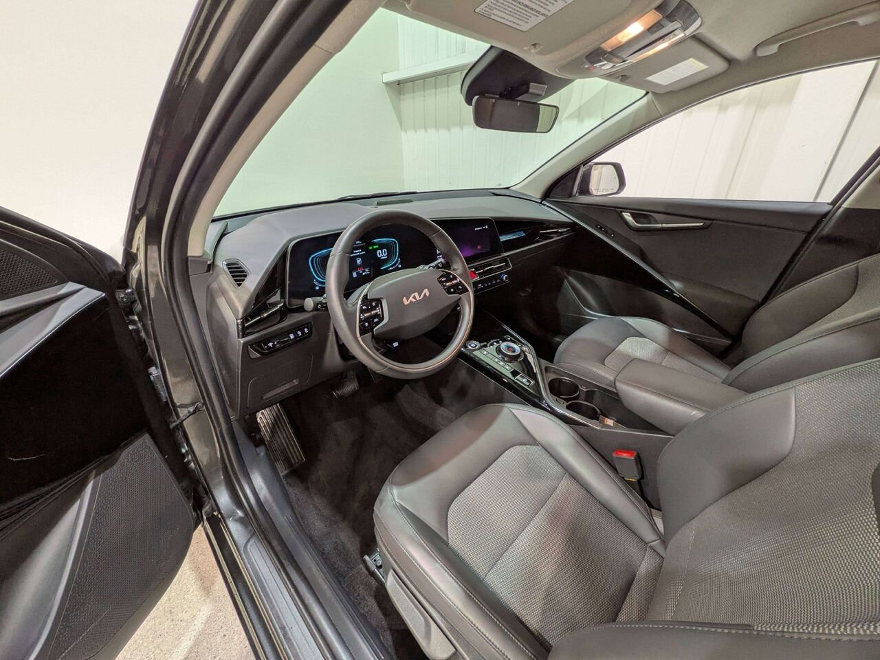 2025 Kia Niro Plug-in Hybrid EX Premium FWD Grey Val-David - photo #9