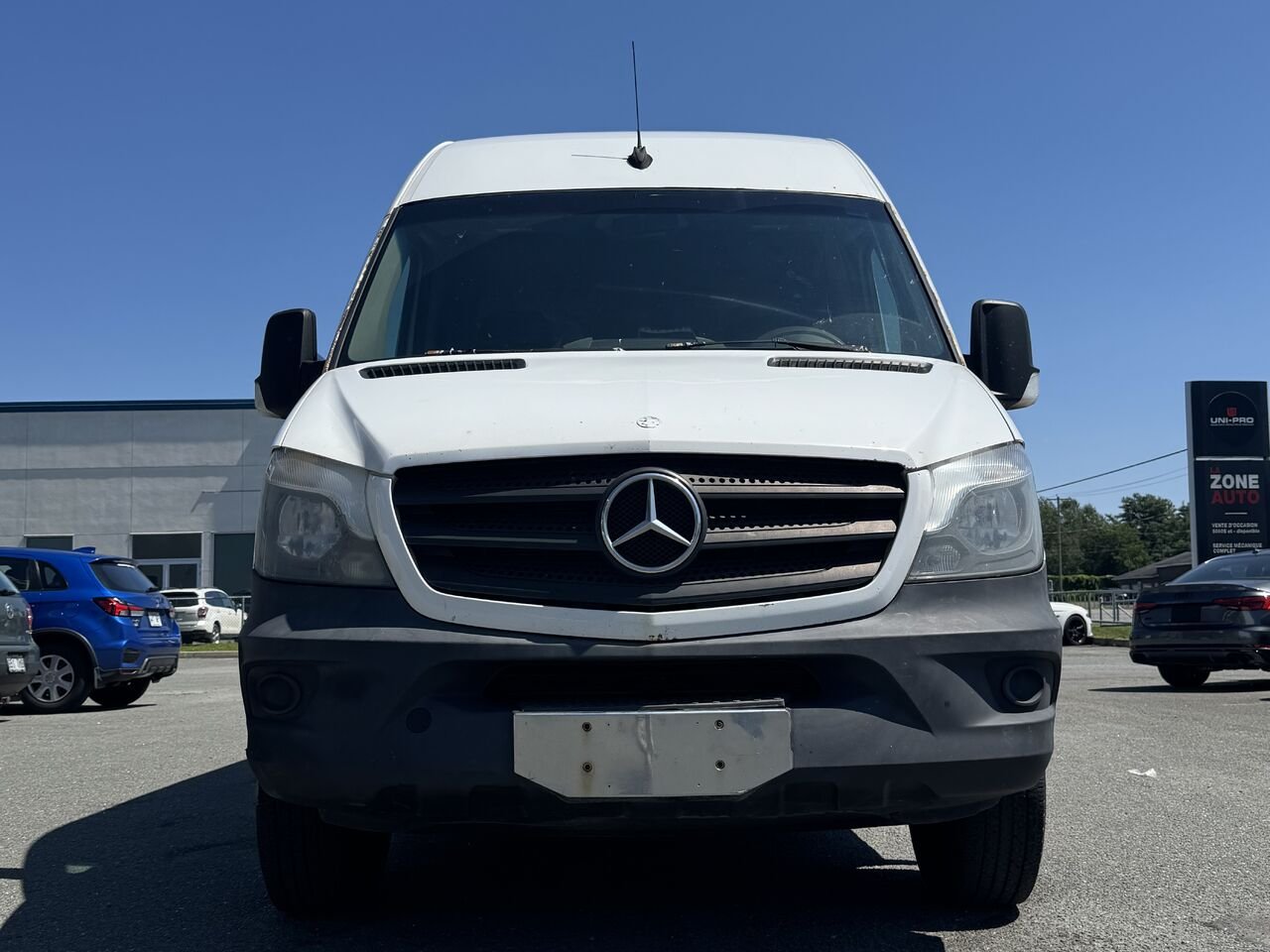 2014 Mercedes-Benz Sprinter Diesel 2500 White Granby - photo #14
