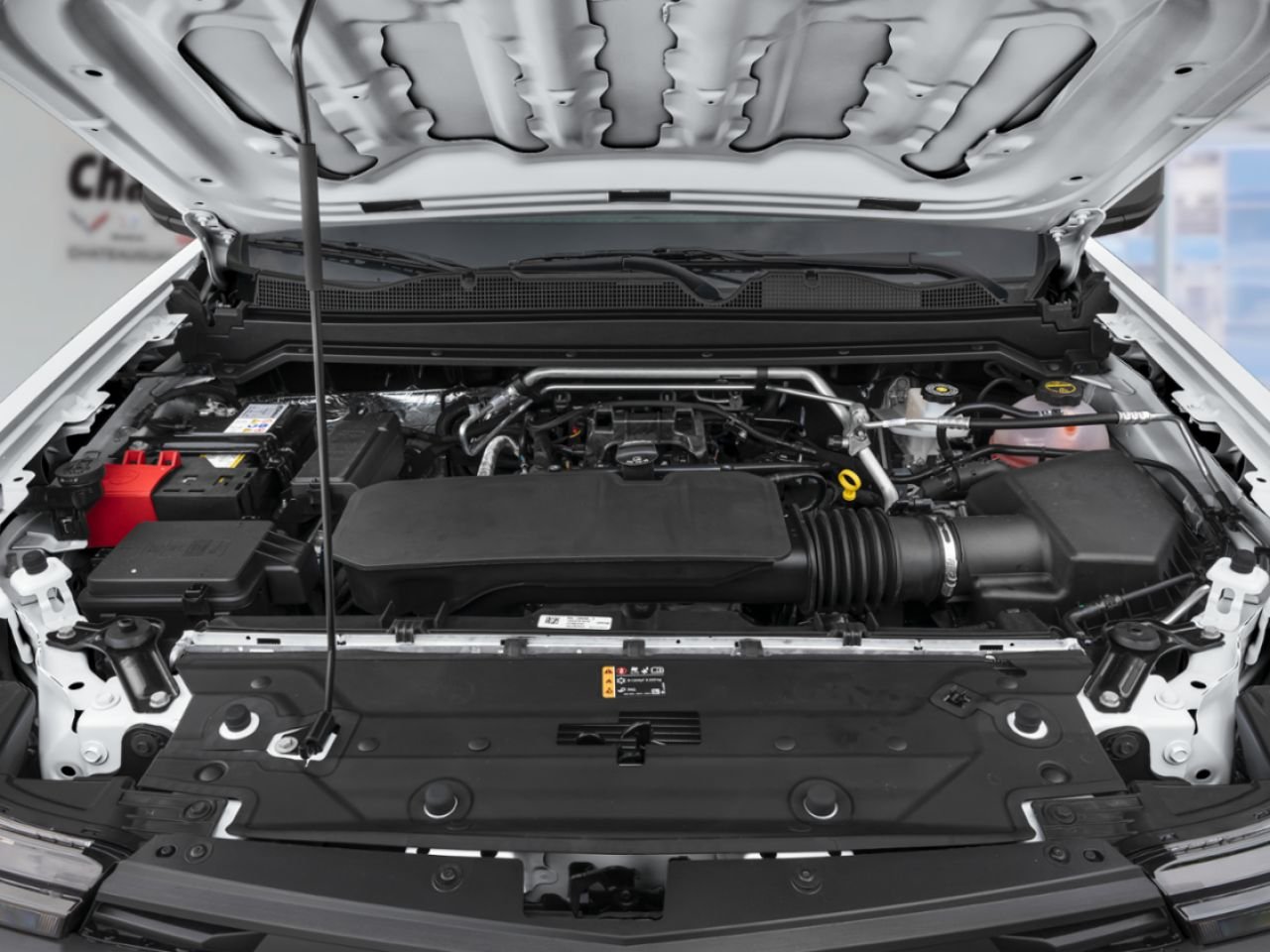 CHEVROLET Colorado COLORADO 4WD CREW CAB TRAIL BOSS SHORT BOX (0TR) 2026 Gris sterling métallisé Châteauguay - photo #5
