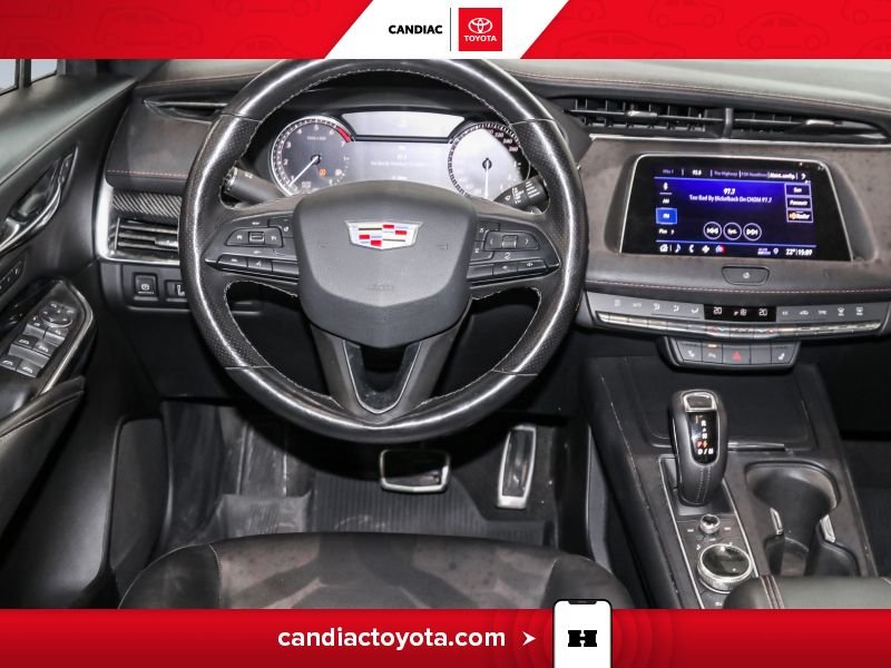2019 Cadillac XT4 Blue Laval - photo #13