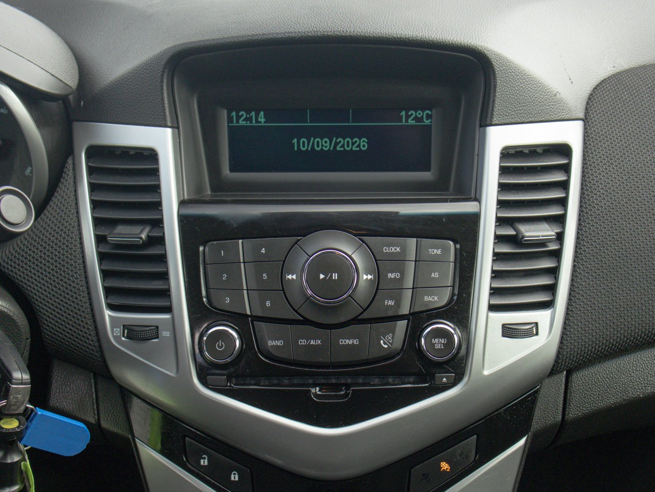 2012 Chevrolet Cruze 4dr Sdn LT Turbo w/1SA Blue Sherwood Park - photo #25