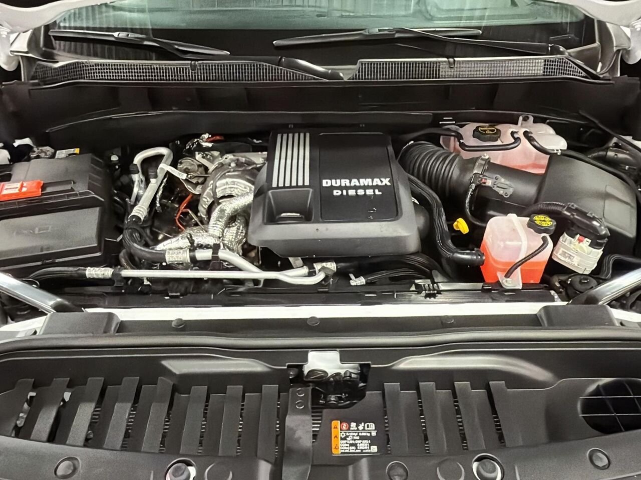 CHEVROLET Silverado 1500 RST 2026 BLANC SOMMET Saint-Hyacinthe - photo #7