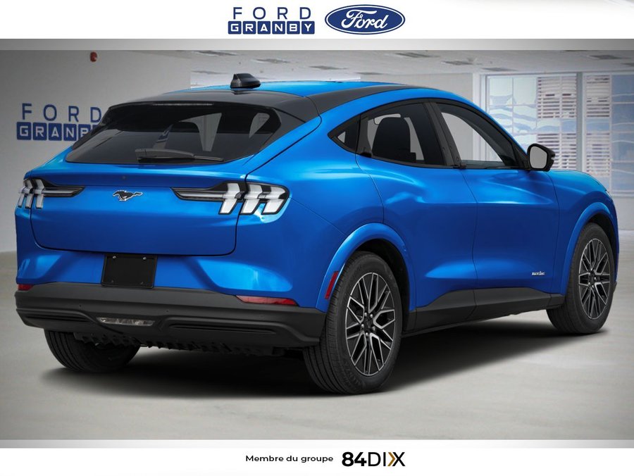 Ford Mustang Mach-E Haut de gamme TI 2026 Bleu vélocité métallisé