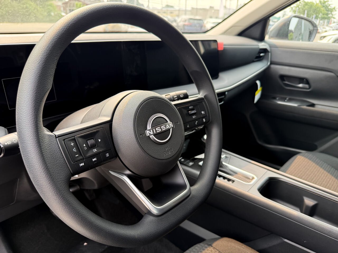 2025 Nissan Kicks KICKS S FWD Aspen White TriCoat Châteauguay - photo #12
