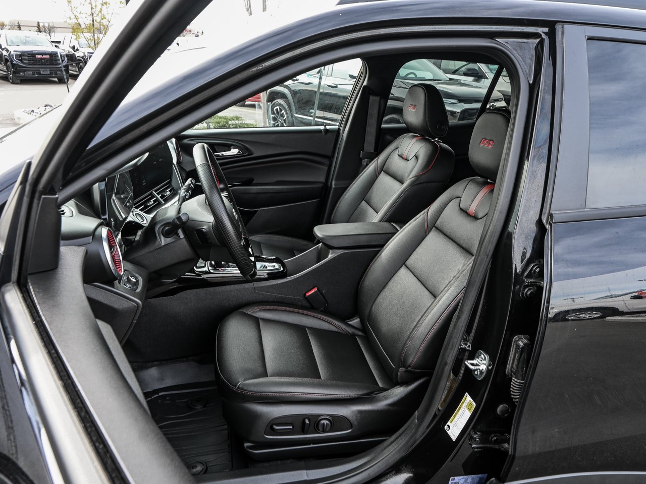 2025 Chevrolet Trax FWD 4dr 2RS Black Sherwood Park - photo #15
