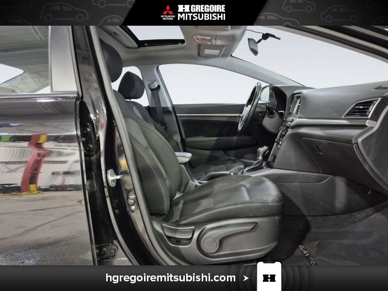 2018 Hyundai Elantra Black Blainville - photo #16