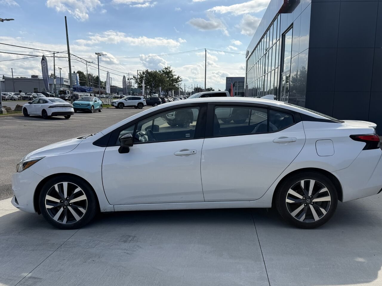 2021 Nissan Versa White Châteauguay - photo #7