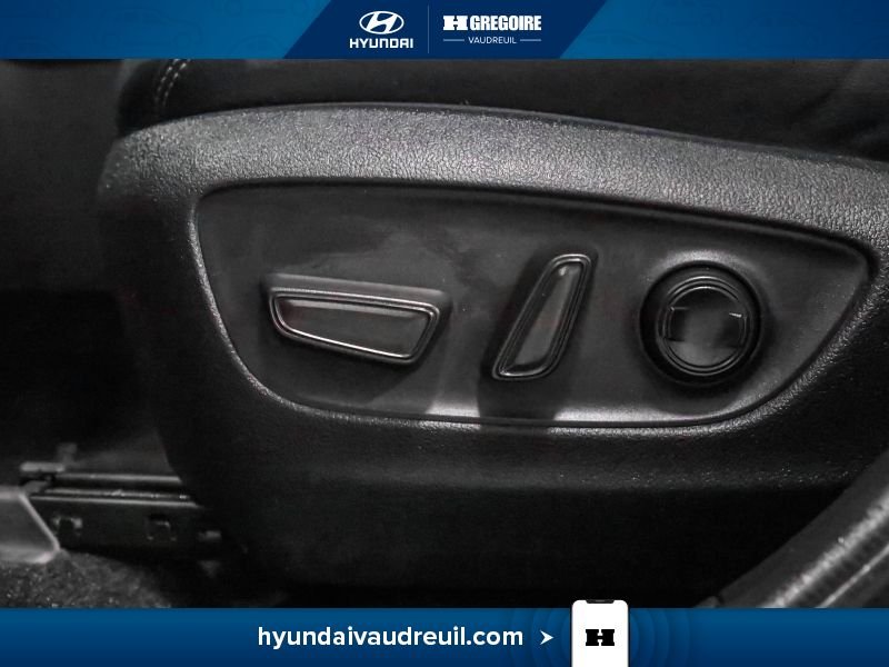 2020 Toyota Rav 4 Grey Blainville - photo #18