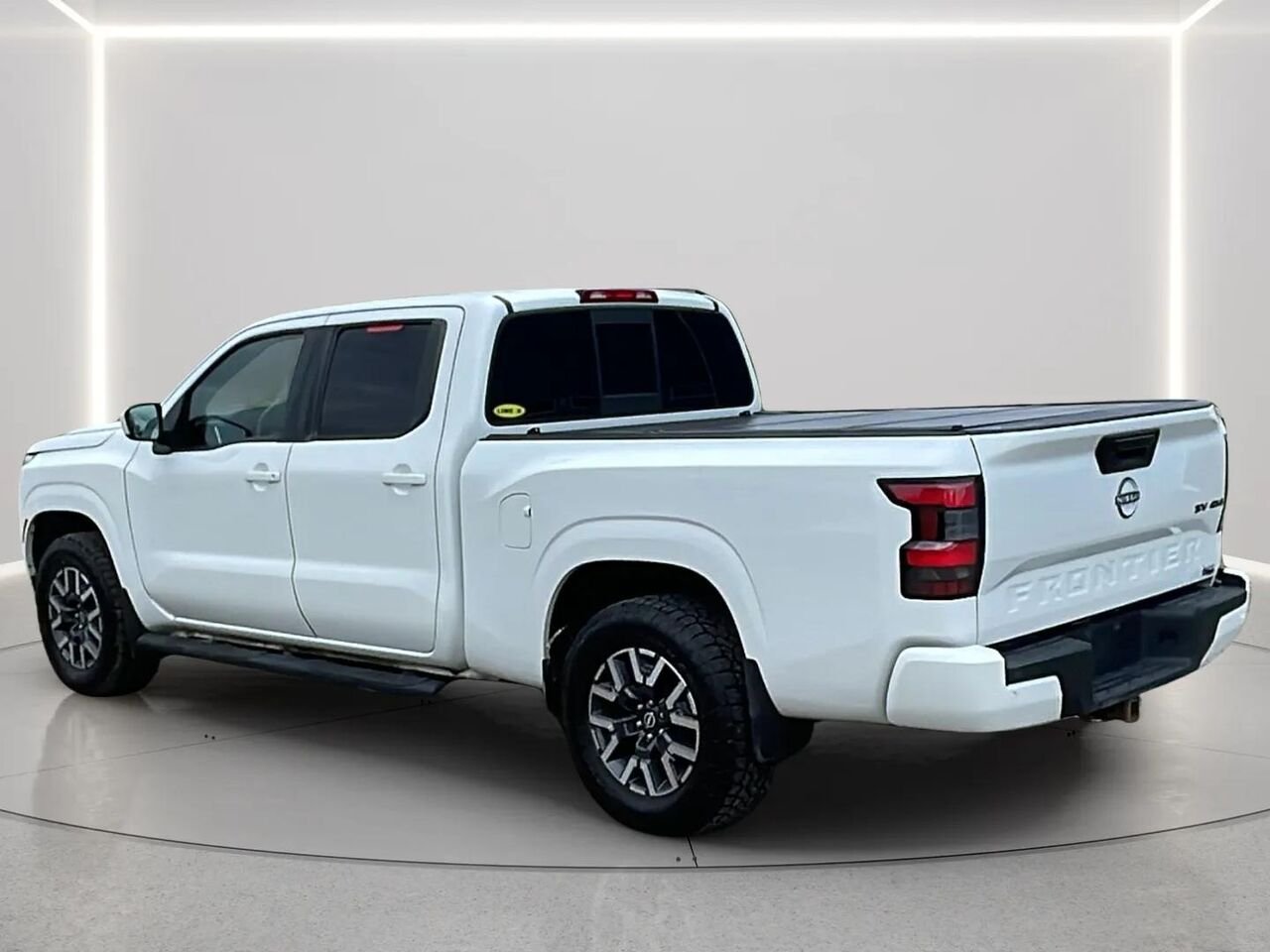 Nissan Frontier 2022 Blanc Gatineau - photo #2