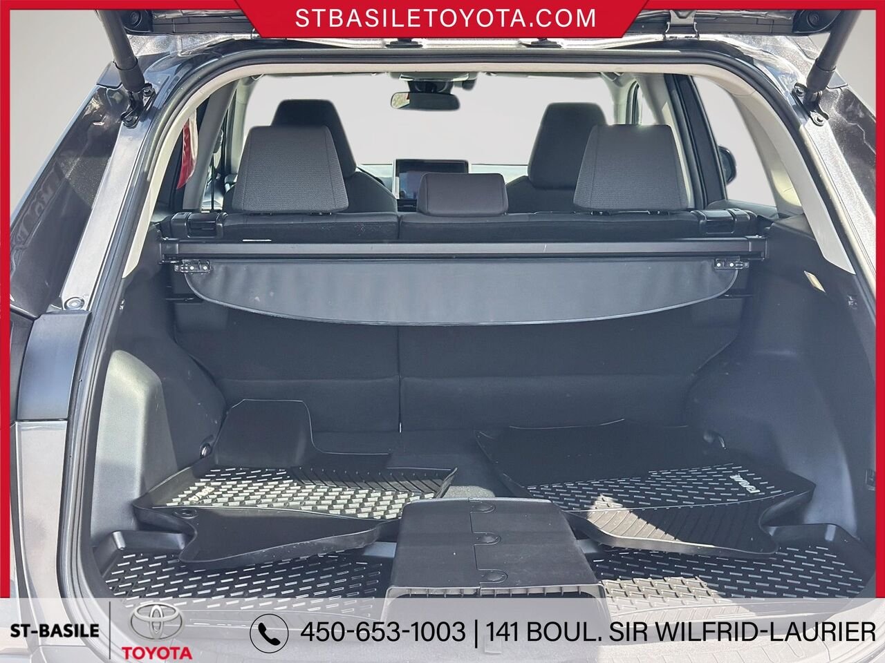TOYOTA RAV4 2025 Gris magnétique métallisé Saint-Basile-le-Grand - photo #8