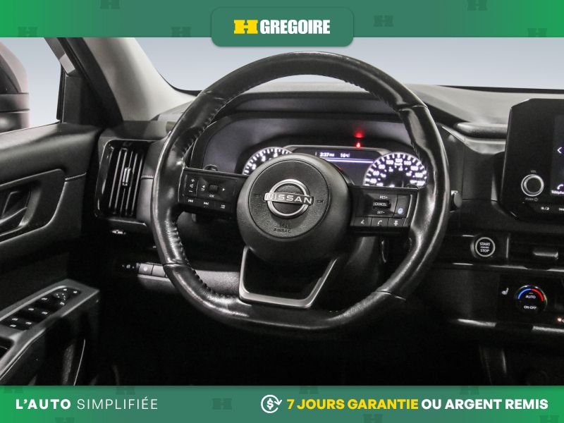 2024 Nissan Pathfinder Grey Laval - photo #19