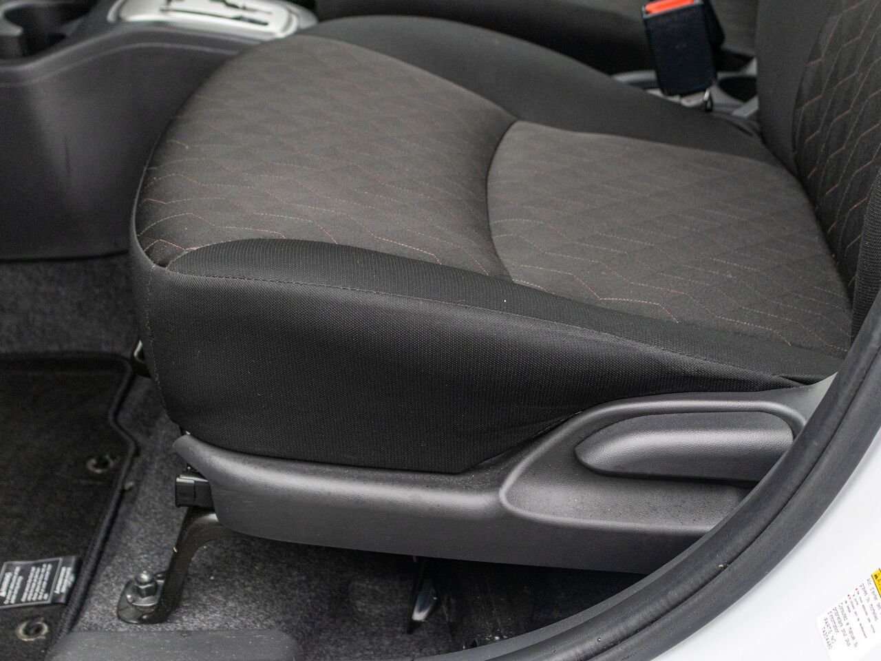 Mitsubishi Mirage ES , AUTOMATIQUE 2024 Blanc Châteauguay - photo #22