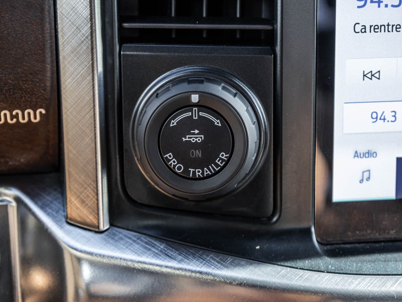 2022 Ford F-150 Red Sainte-Julienne - photo #21