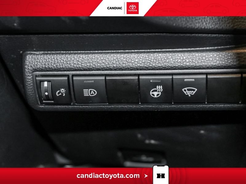 2025 Toyota Corolla White Blainville - photo #18