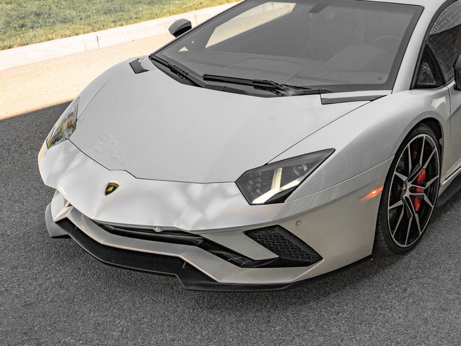 2017 Lamborghini Aventador 2017 White