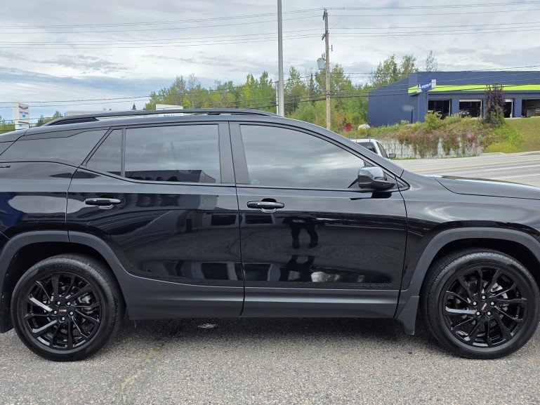 GMC Terrain SLE Elevation AWD 2024 Noir Mont-Laurier - photo #3