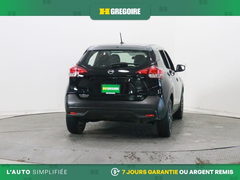 2019 Nissan Kicks Black Blainville - photo #10