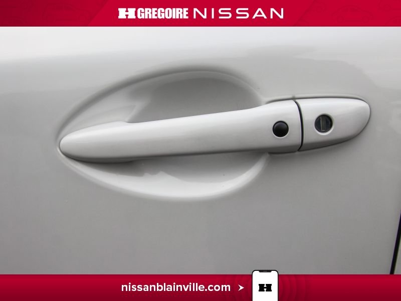 2023 Mazda CX-5 White Laval - photo #25