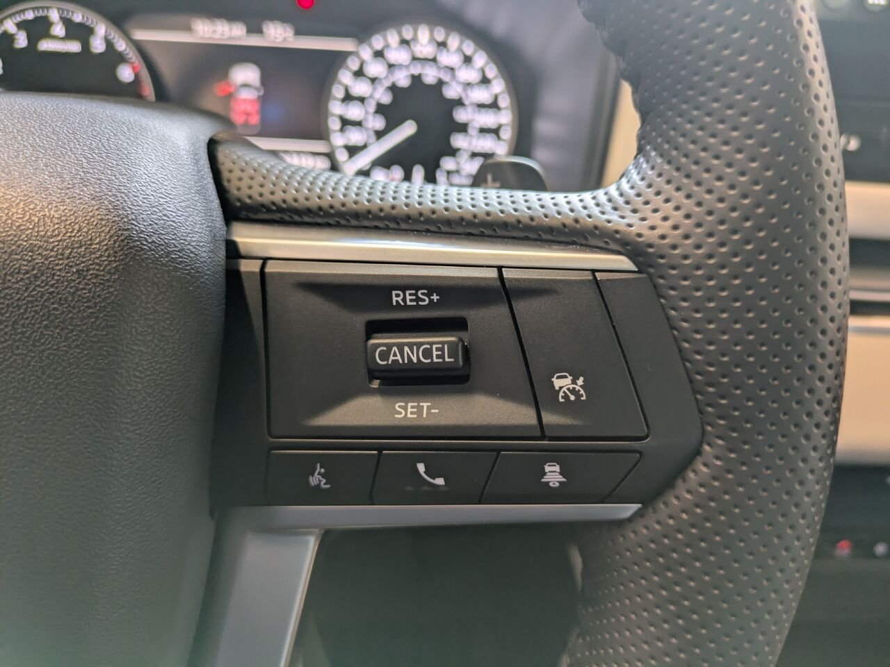 2025 Mitsubishi Outlander Black Gatineau - photo #7