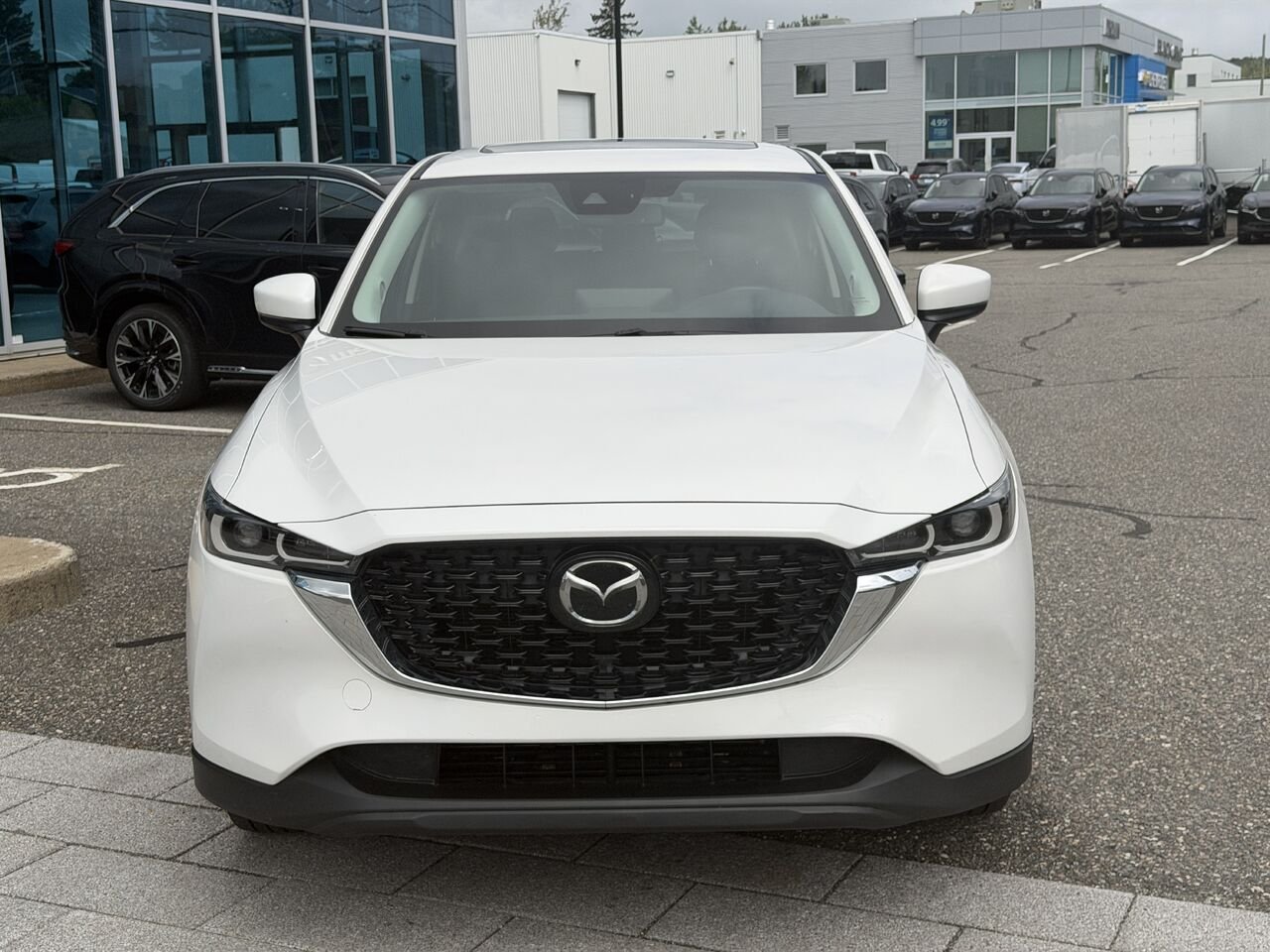 2023 Mazda CX-5 White Ste-Marie - photo #2