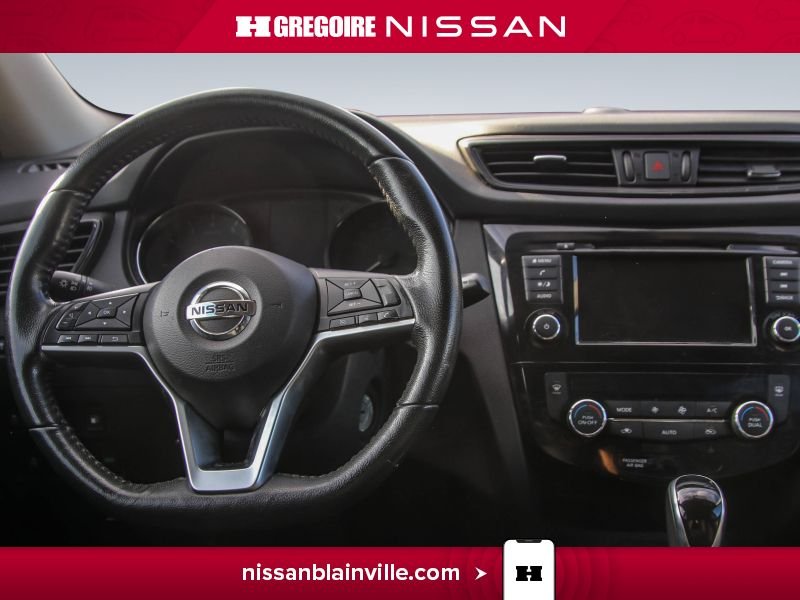 2020 Nissan Rogue White Laval - photo #16