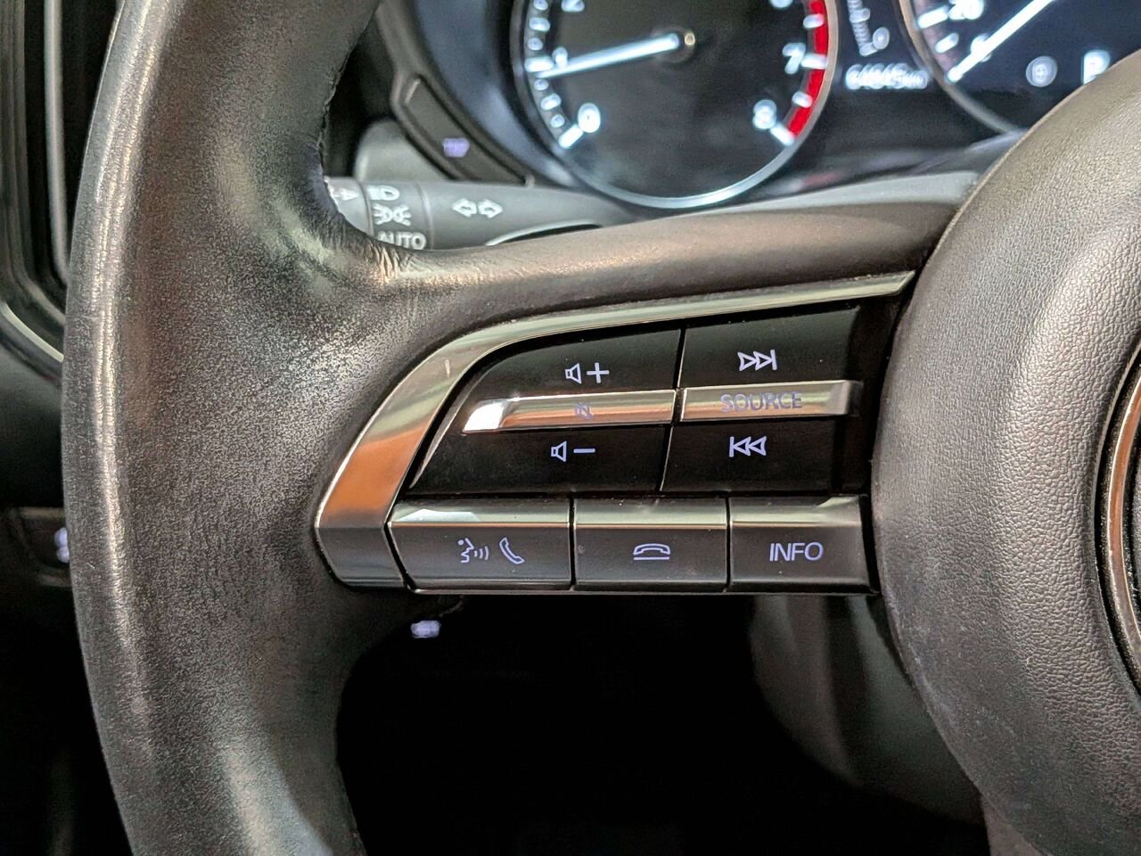 2024 Mazda CX-50 GT w/Turbo AWD Grey Val-David - photo #16