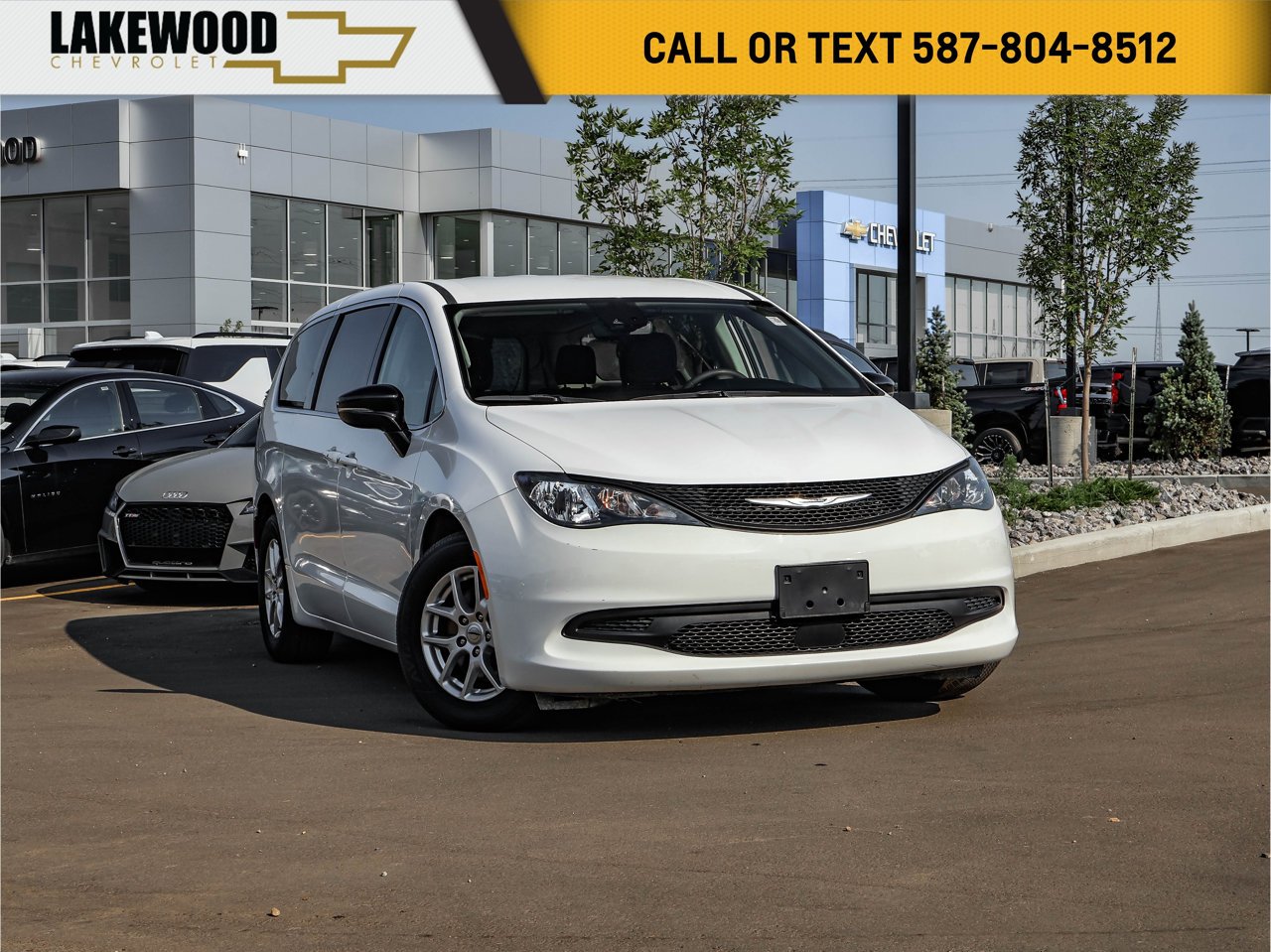 2024 Chrysler Grand Caravan SXT 2WD White Sherwood Park - photo #0