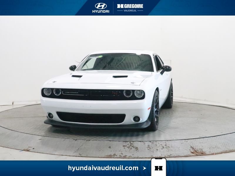 2016 Dodge Challenger White Laval - photo #4