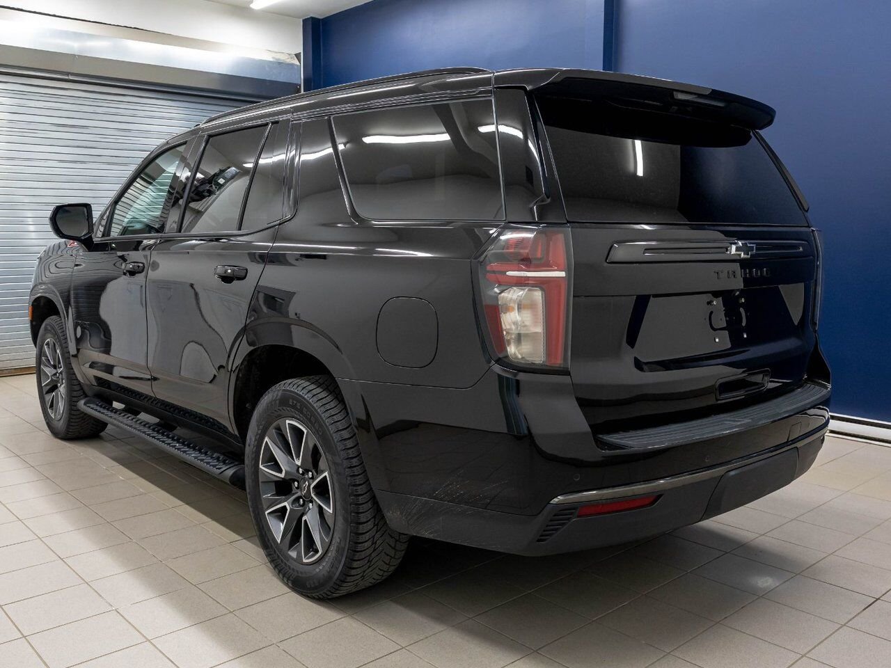 2021 Chevrolet Tahoe Z71 AWD *TOIT CUIR SIÈGES CHAUF BOSE GR REMORQ MAX Black Saint-Jérôme - photo #5