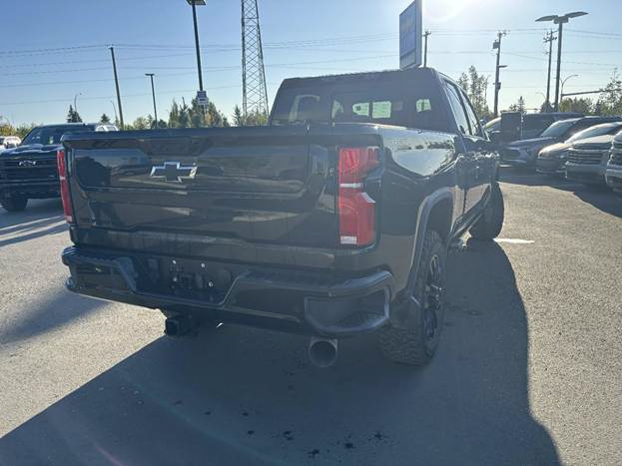 2025 Chevrolet Silverado 3500HD 4WD Crew Cab 159 LTZ Black Sherwood Park - photo #4