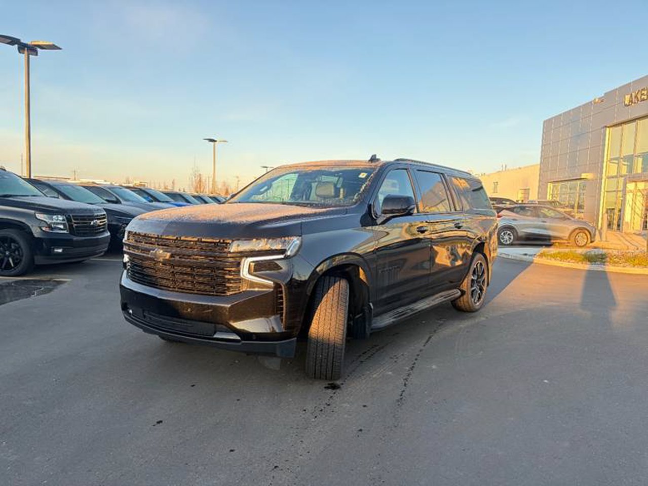 2023 Chevrolet Suburban 4WD 4dr RST Black Sherwood Park - photo #2