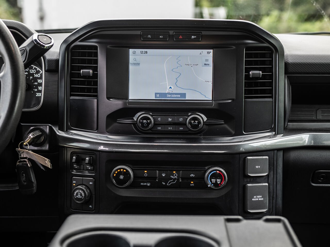 2023 Ford F-150 Red Sainte-Julienne - photo #23