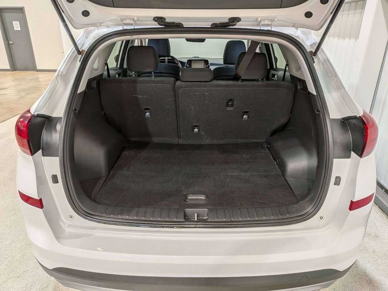 2020 Hyundai Tucson Preferred AWD w/Trend Package White Val-David - photo #8