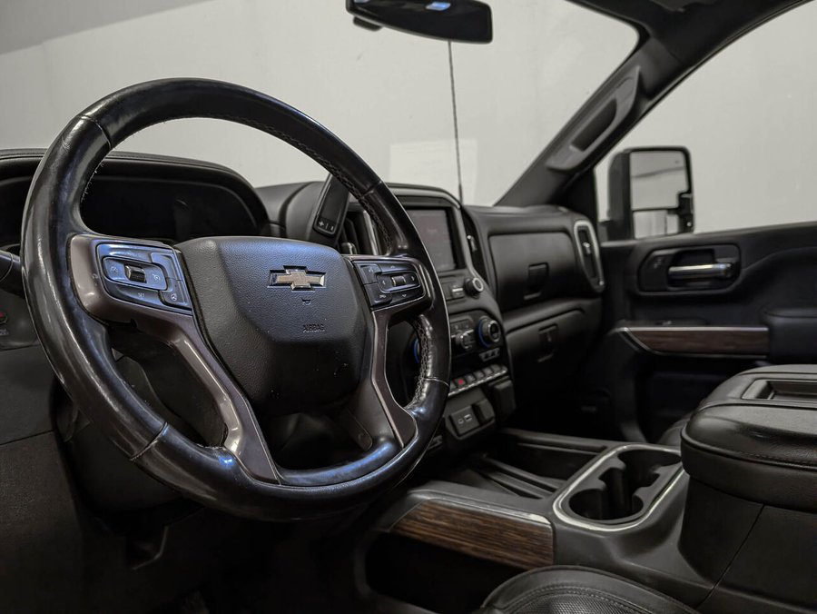 2022 CHEVROLET SILVERADO 2500 CAISSE STANDARD DE 6 PIED High Country Essence Other
