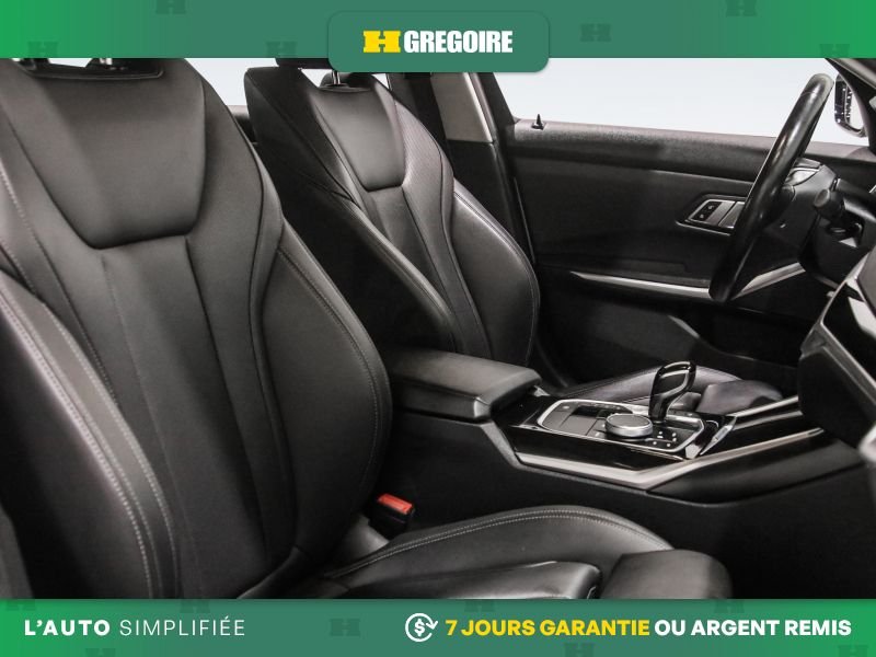 BMW 330 729903 | 330e HYB PLUT IN AUTO A/C CUIR TOIT NAV GR ELECT M 2022 Blanc Laval - photo #28