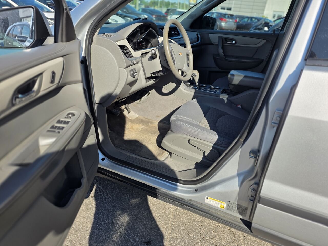 Chevrolet Traverse 2015 Gris Longueuil, - photo #8