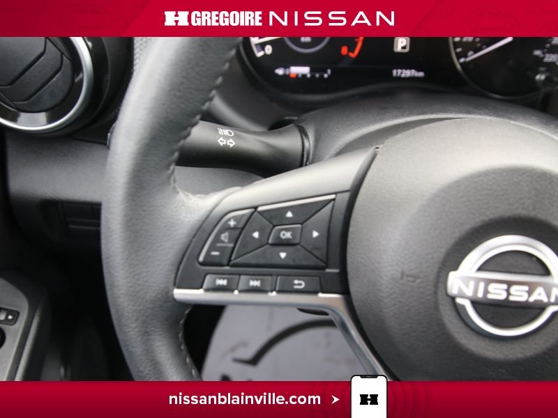 2023 Nissan Kicks White Laval - photo #15