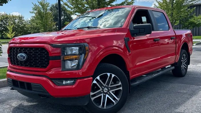 2023 Ford F-150 Red Sainte-Julienne - photo #0
